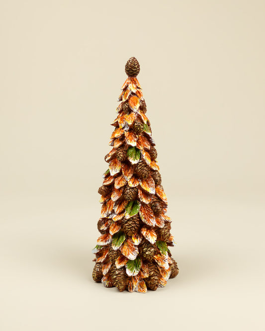 Albero decorativo autunnale con foglie e pigne