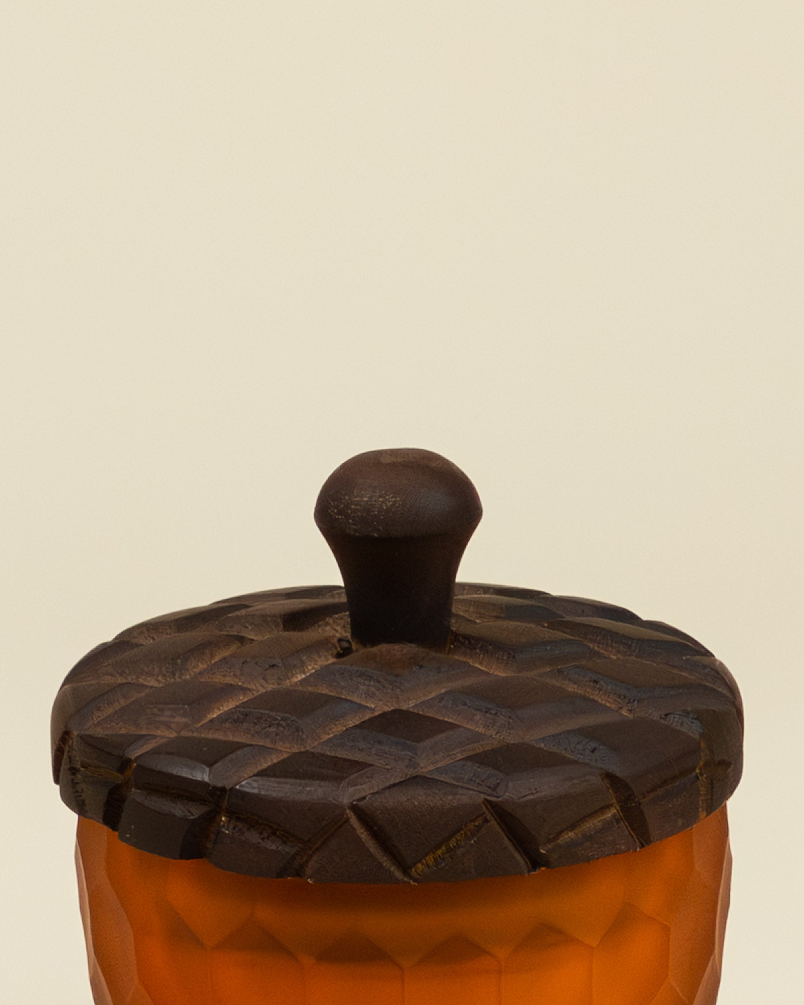 Candela autunnale all’arancia con tappo ghianda