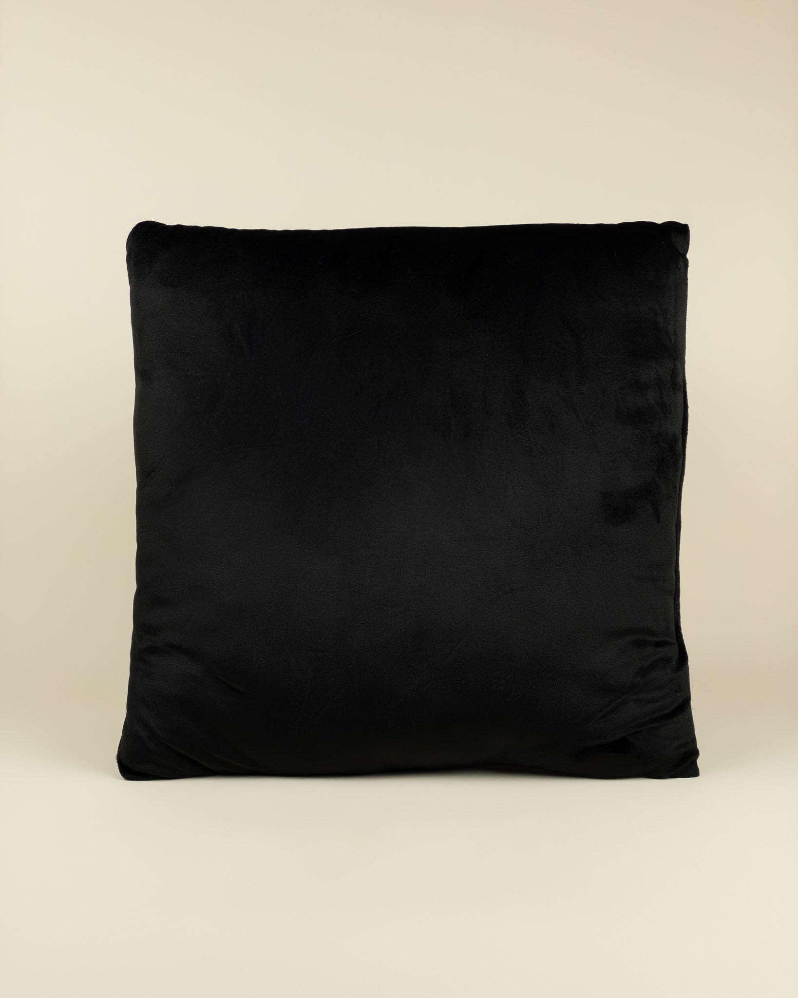 Cuscino decorativo con fantasma