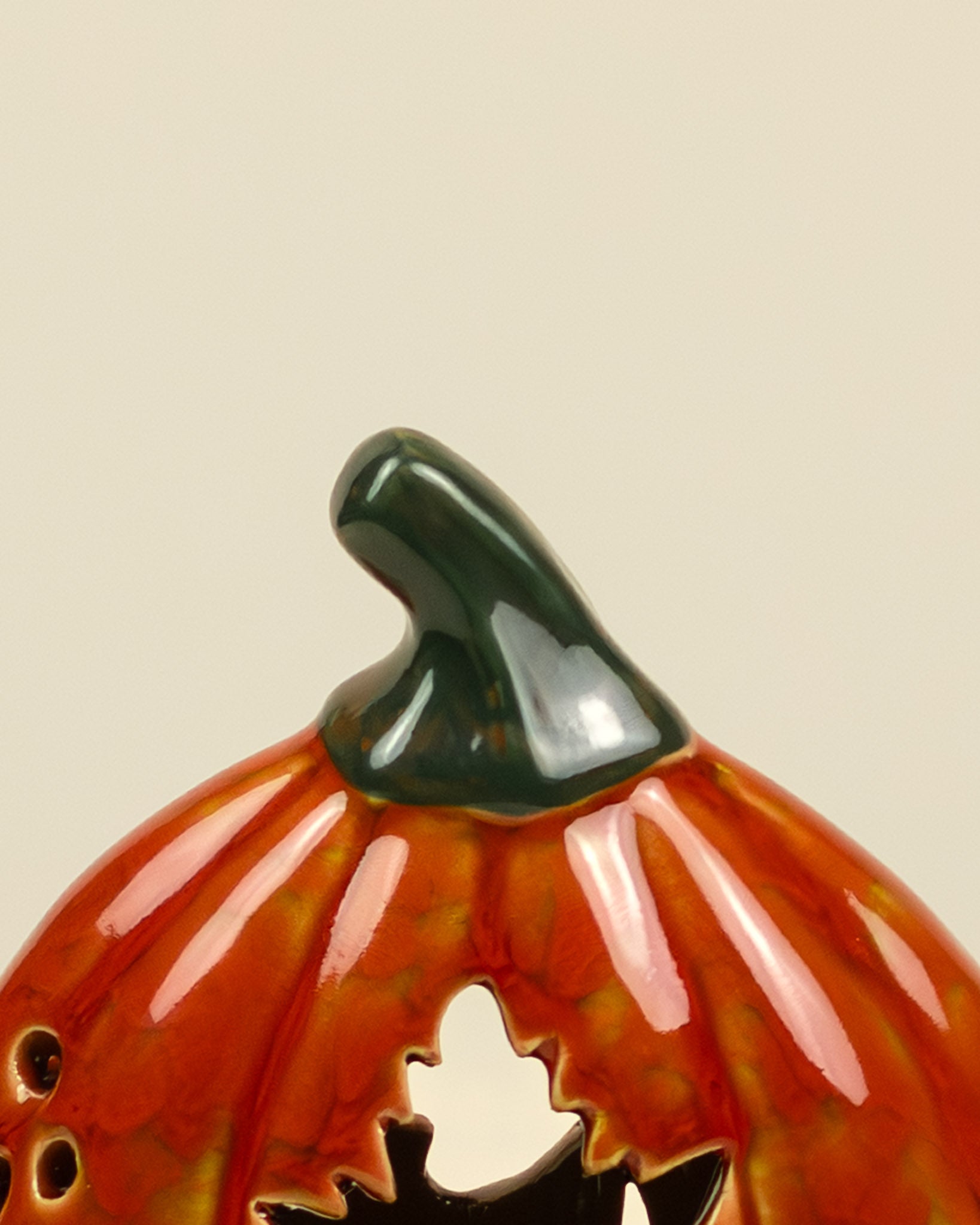 Lanterna LED - Zucca con foglie in porcellana