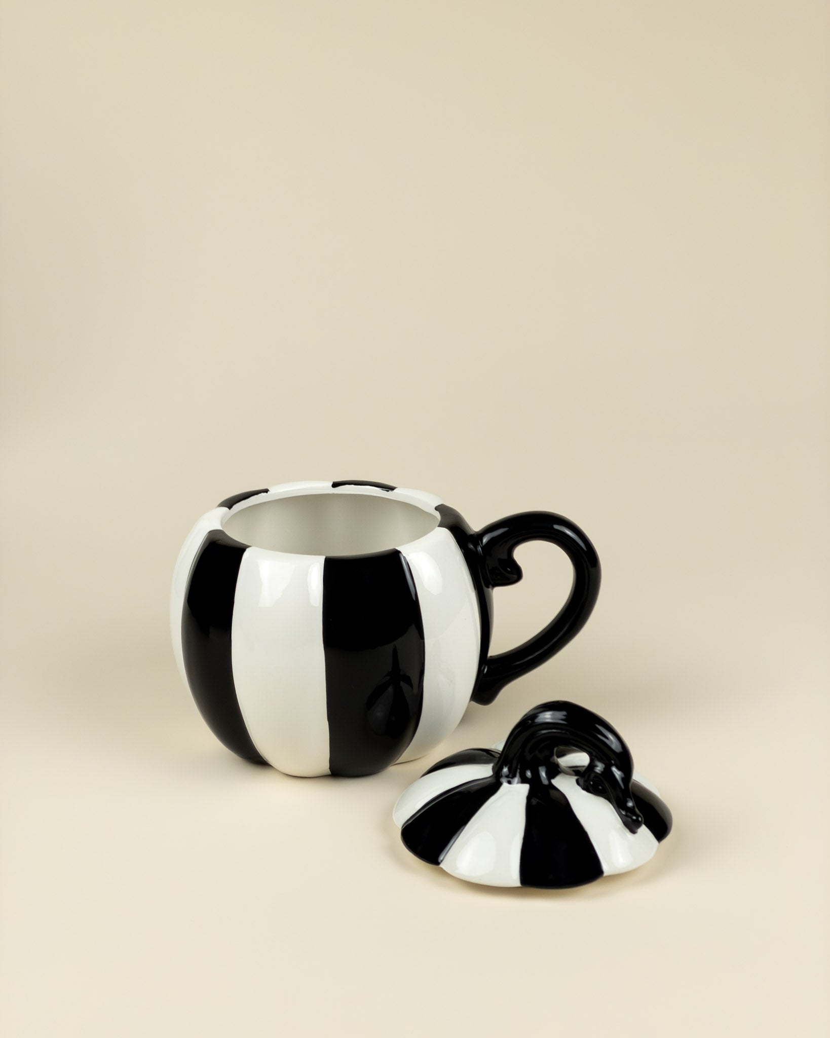 Tazza Zucca a Righe Bianche e Nere con Coperchio
