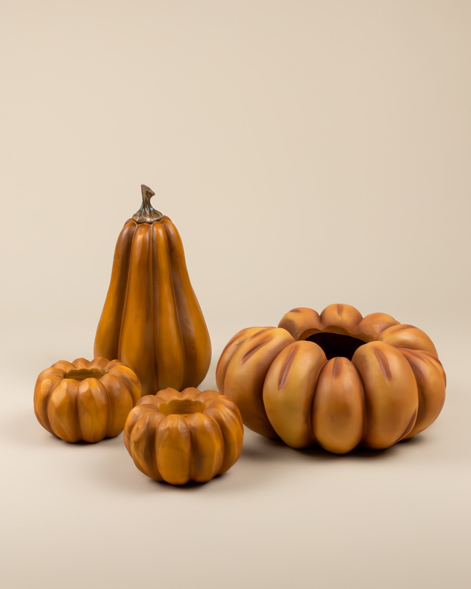 Zucca decorativa arancione oblunga